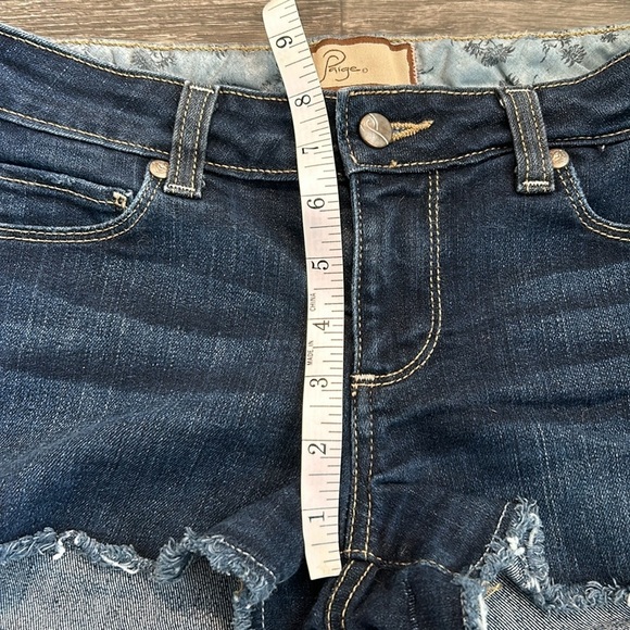 PAIGE Size 28 Shorts Silver Lake Cut Off Jean Dark Wash Denim Frayed Raw Hem - Picture 4 of 8